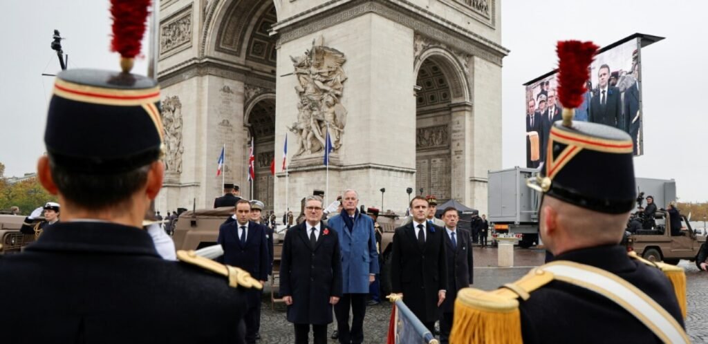 Emmanuel Macron Et Keir Starmer Comm Morent Le Novembre Paris