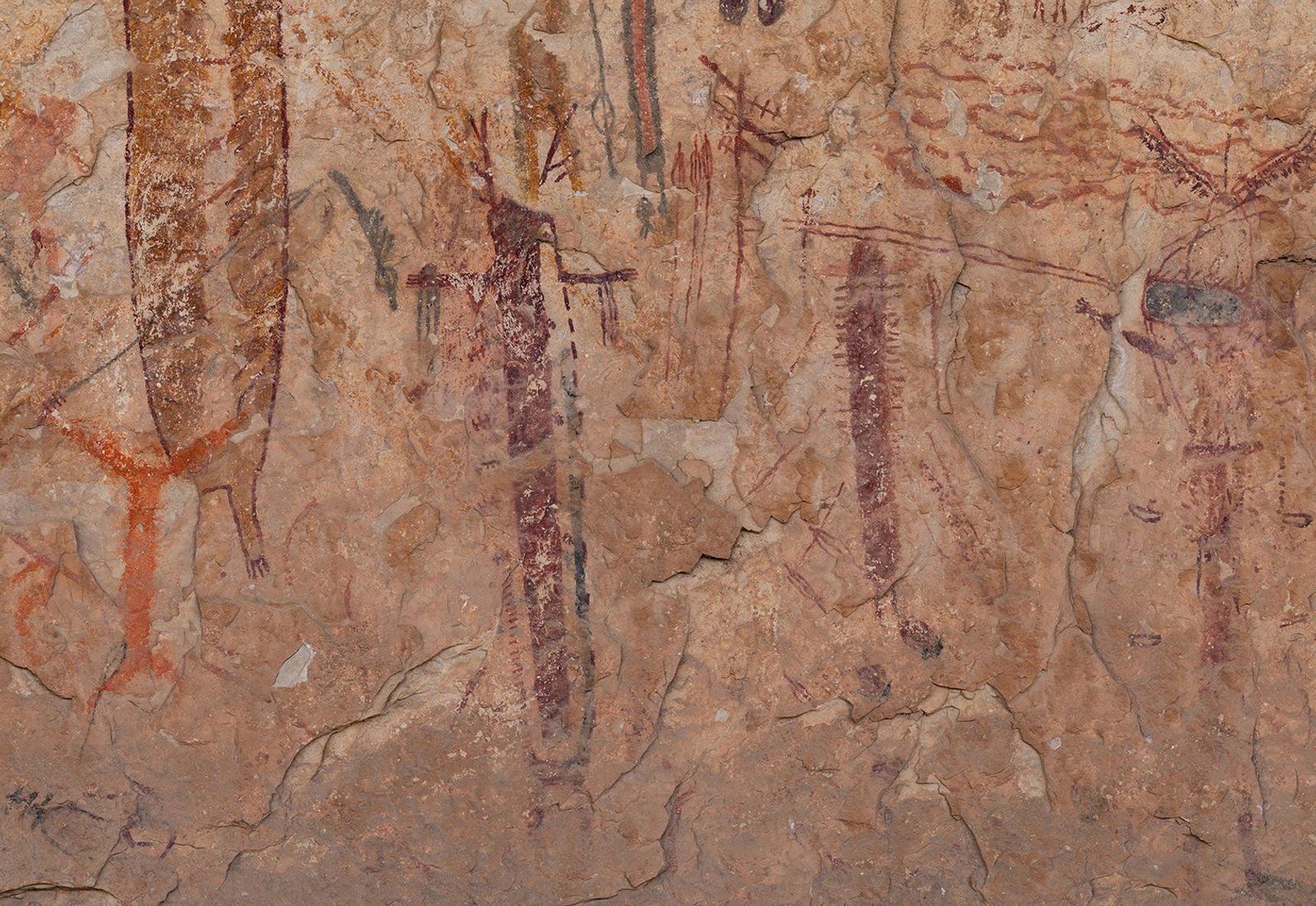 175 générations amérindiennes se seraient succédé pour orner de peintures rupestres les falaises bordant Etats-Unis et Mexique