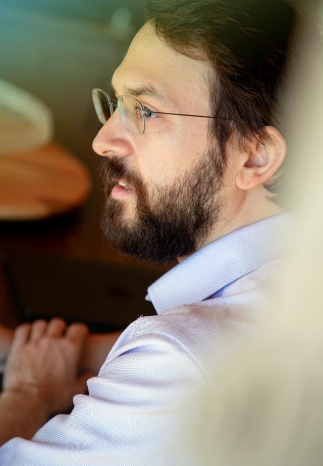 Le chercheur Nate Soares, « doomer » de l’IA à Berkeley, prévoit la fin de l’humanité : « C’est de la folie de les laisser essayer »