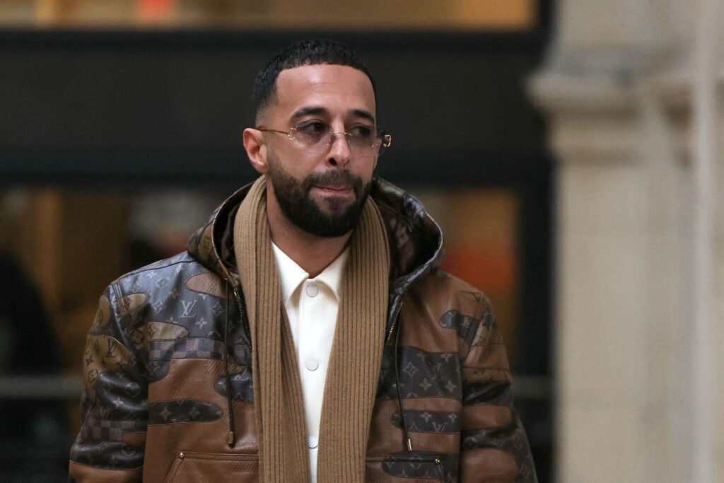 Le rappeur Naps, gâché quant à outrage, rétabli en disponibilité au ...